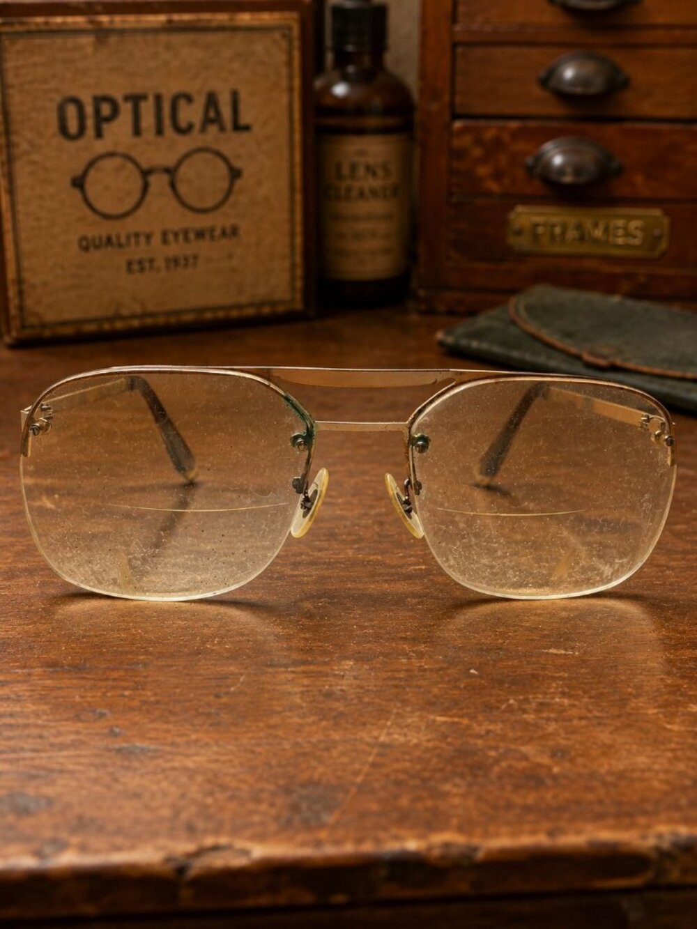 Vintage Univis USA Womens Bifocal Reading Glasses Frames Yellow Brown Case